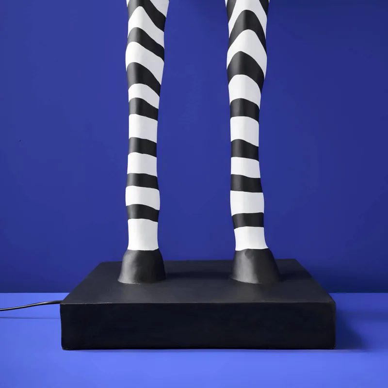 Gulvlampe Zebra Zora hvit sort Werns